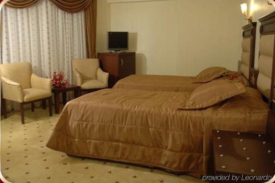 Cukurova Park Hotel Adana Phòng bức ảnh